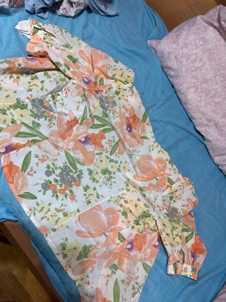 Camisa retro floral años 80s