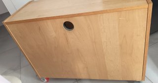 Escritorio y silla de oficina azul