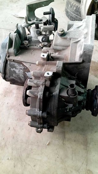 Caja de cambios seat mal ibiza berlina 8606