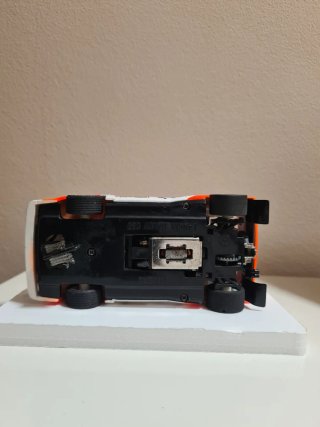 Scalextric Lancia 037 Marlboro 3