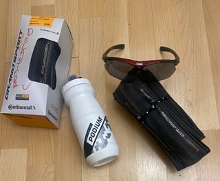2 CUBIERTA CONTINENTAL 25m REGALO BIDON GAFAS BICI