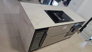 Carpintero. Montaje, instalaciones y reparaciones.