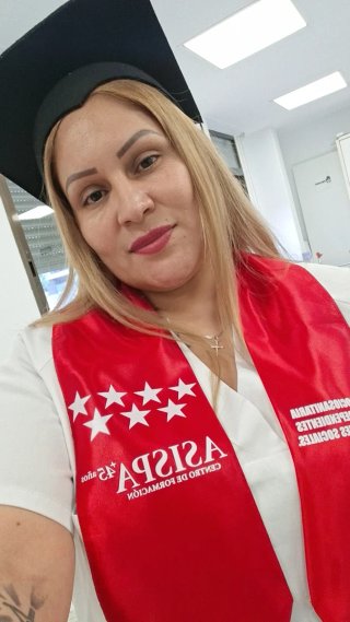 Auxiliar sociosanitaria