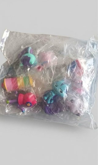 Set personaggi per casa delle bambole