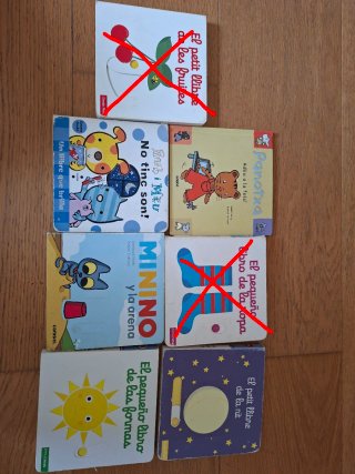 Cada cuento a 2 euros, los tachados ya no estan.