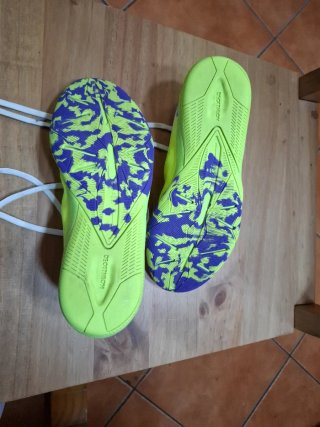 Zapatillas Fútbol sala.  Talla 34
