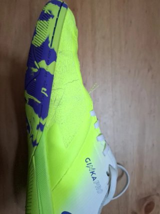 Zapatillas Fútbol sala.  Talla 34