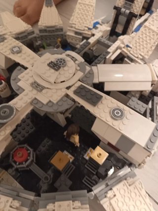 Lego 75212 Kessel Run Millennium Falcon