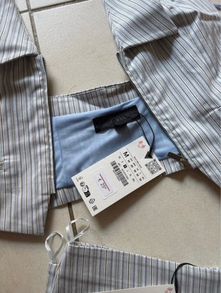 Conjunto Top Halter y Short Rayas Zara