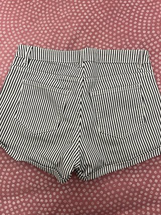 Pantalones cortos de rayas