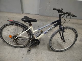 Bicicleta Decathlon Rockrider Blanca