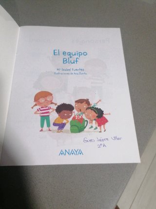 Lengua Andalucía ; El equipo Bluf. 2 Primaria