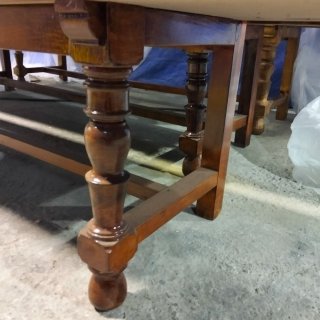 Bancos de madera rústicos