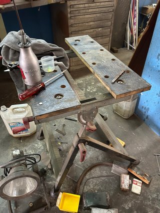 Banco de trabajo / mesa taller regulable