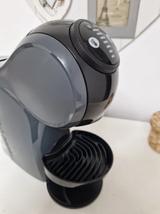 Cafetera Dolce Gusto Gris