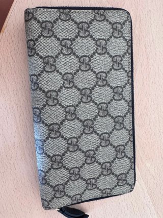 Cartera Gucci GG Marmont cremallera bicolor