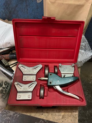 Kit Abocardador Tubos Robinair Profesional