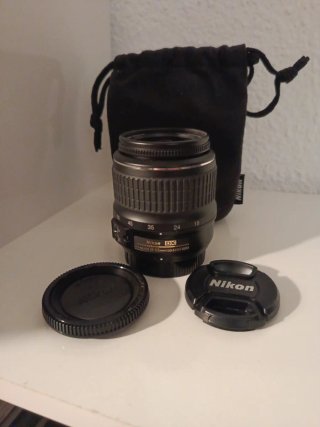 Objetivo Nikon DX 18-55mm f/3.5-5.6G ED