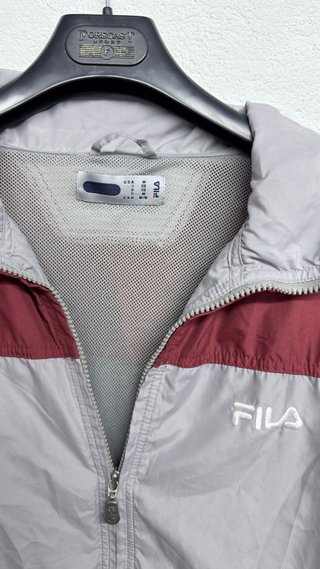 Chaqueta Fila Gris y Roja