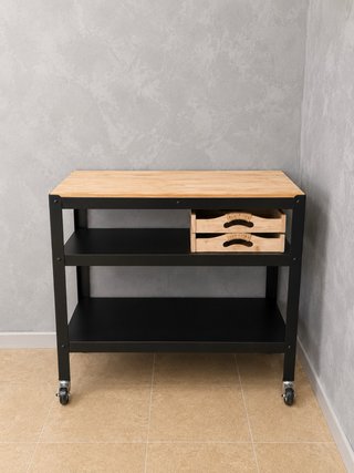 Mesa de café con ruedas y estantes