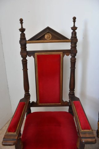 Antiguo tresillo terciopelo rojo