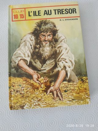 Libro juvenil L'ile au trésor en francés