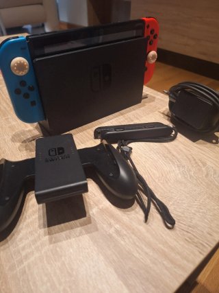 Nintendo Switch Azul y Rojo