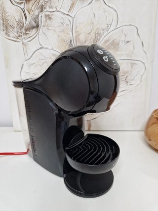 Cafetera Dolce Gusto Negra