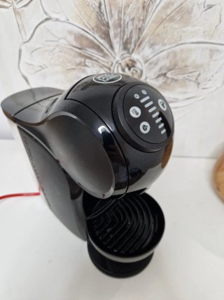 Cafetera Dolce Gusto Negra
