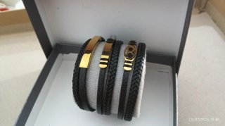 Pulseras material acero y semi cuero para hombre