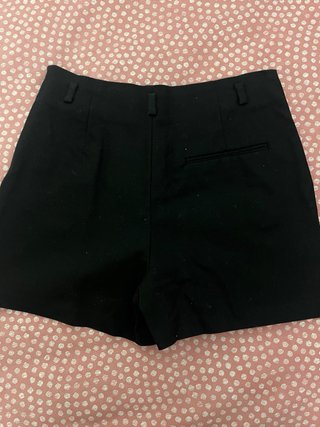 Pantalón corto vestir Zara negro