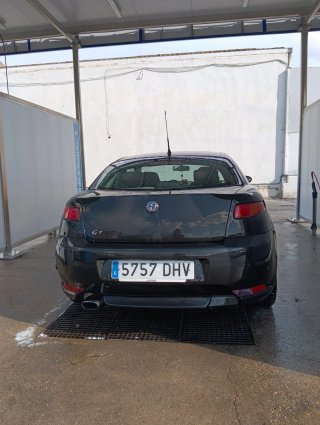 Alfa Romeo GT 2005