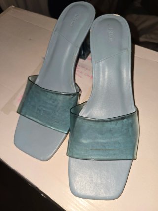 Sandalias transparentes tacón azul claro T.38