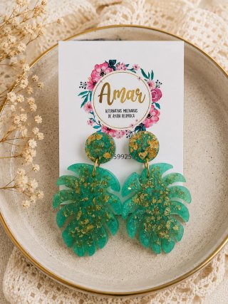 Pendientes artesanales resina