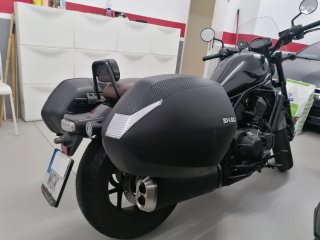 Honda CMX Rebel 1100 DCT Negra y Marrón