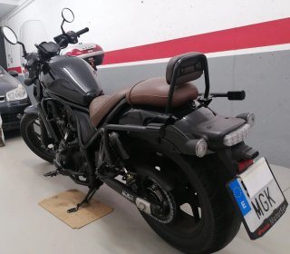 Honda CMX Rebel 1100 DCT Negra y Marrón