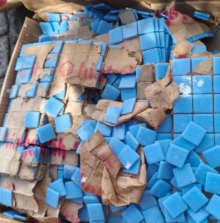 1kg de Mosaico Hisbalit azul celeste antiguo