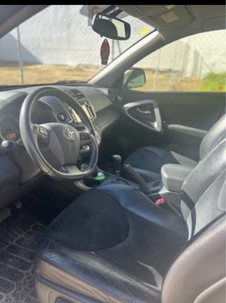 Toyota RAV4 2013