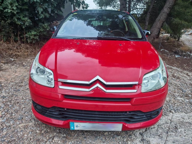 Citroën C4 Coupé 2.0 HDI VTS 2007, foto 3