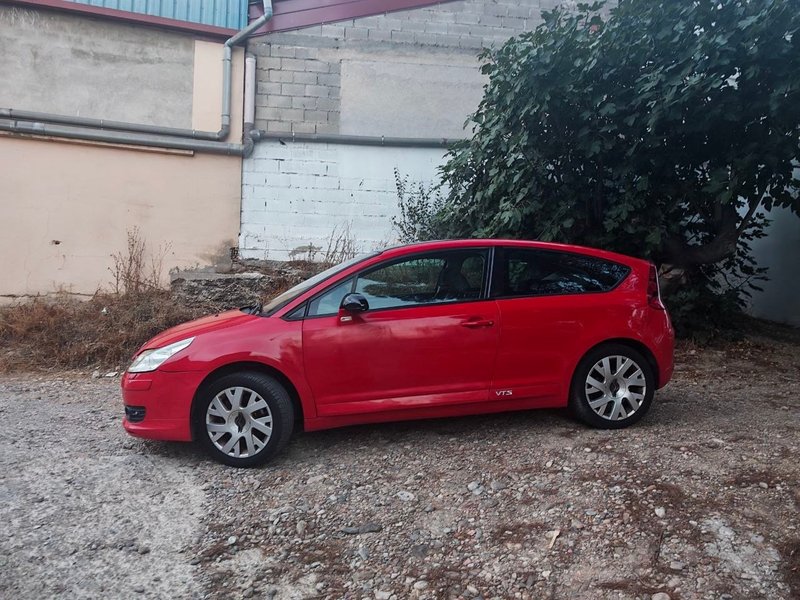 Citroën C4 Coupé 2.0 HDI VTS 2007, foto 2