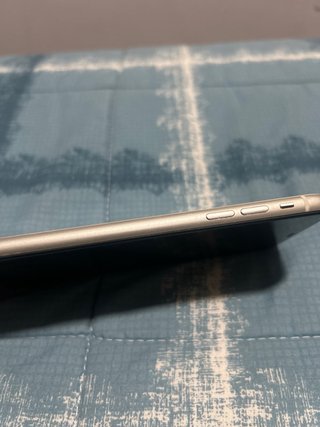 iPhone 11 Blanco - Pantalla Rota