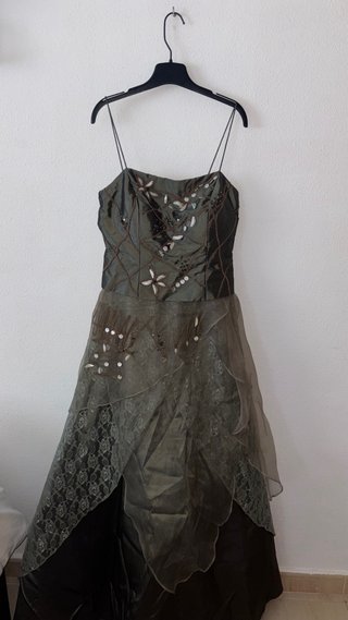 Vestido largo fiesta verde con pedrería
