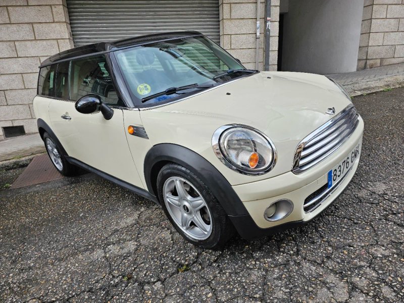 MINI Clubman 2009 - foto 1