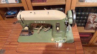 Máquina de coser SIGMA eléctrica vintage
