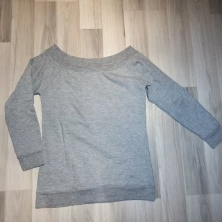 Sudadera gris gatos