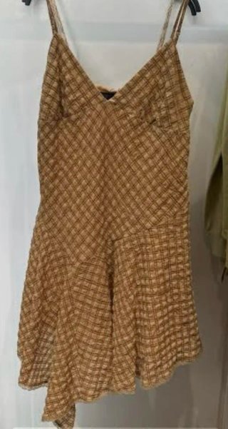 Vestido Zara asimétrico