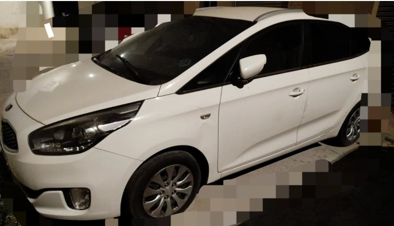 KIA Carens 2015 - foto 1