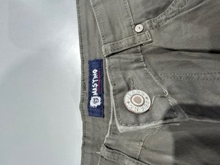 Pantalones jeans verde oliva nuevos  2 tallas