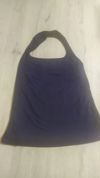 Camiseta azul sin mangas