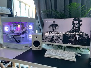 PC Gaming Blanco Custom Ryzen 7 7700X RTX 4060